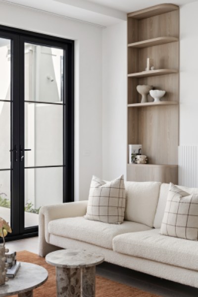 Soft Form House
