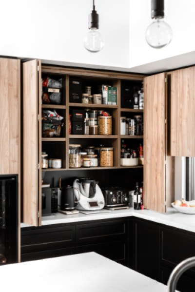 Hagan Fitout