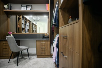 Walk in wardrobe Kurrajong NSW