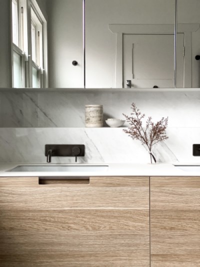 N + T House