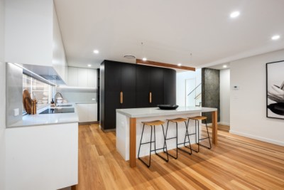 Hall Street Build
