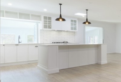 Classic white Hamptons