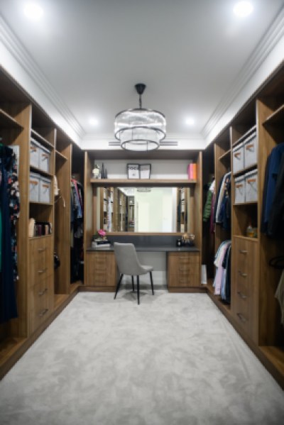 Walk in wardrobe Kurrajong NSW