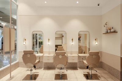Redefined Beauty, Fountain Gate