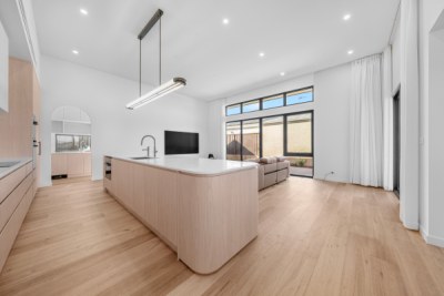 Sherrard Residence – Curved Blonde Oak Joinery