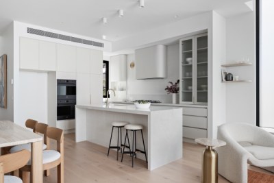 Soft Form House